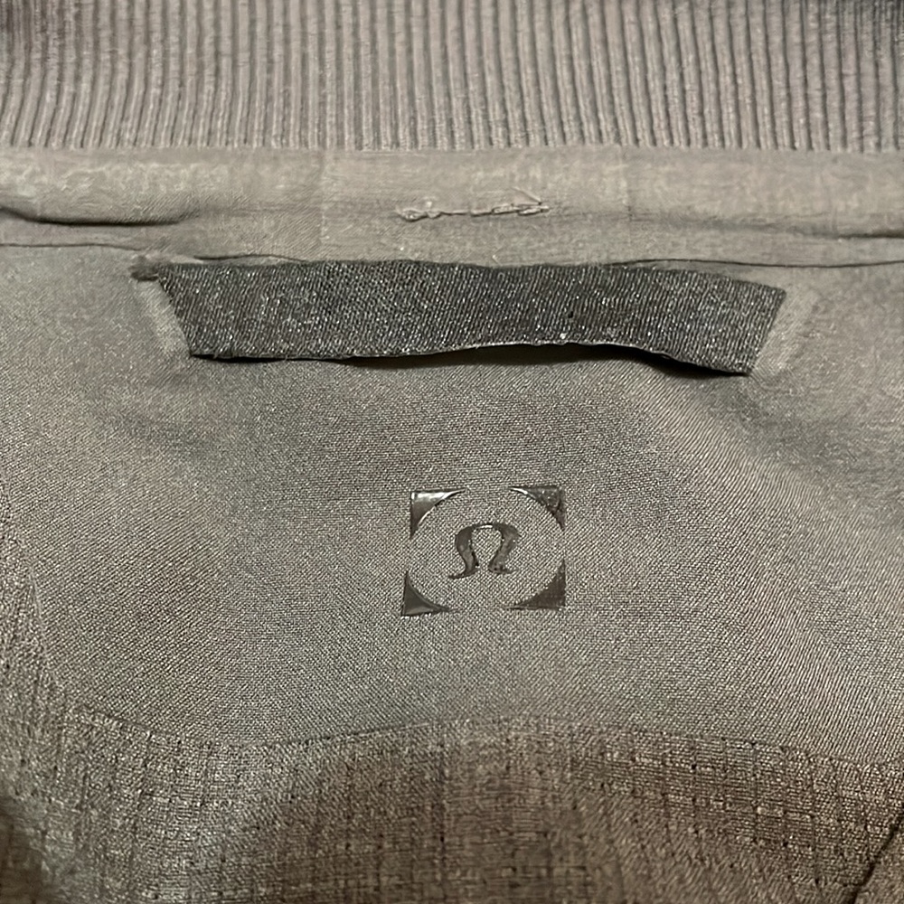 Lululemon jacket - Picture 12 of 14